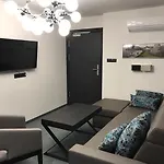 Armada House 4*