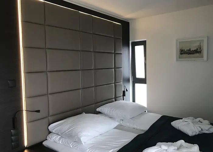 Armada House Bed and breakfast 4*