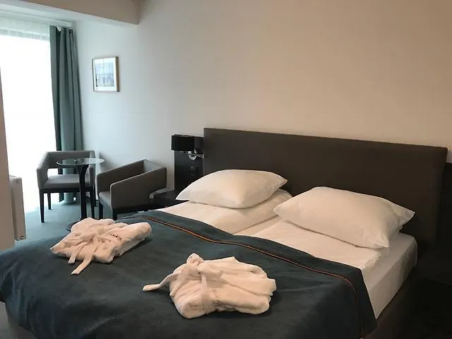 Armada House 4* Dziwnów